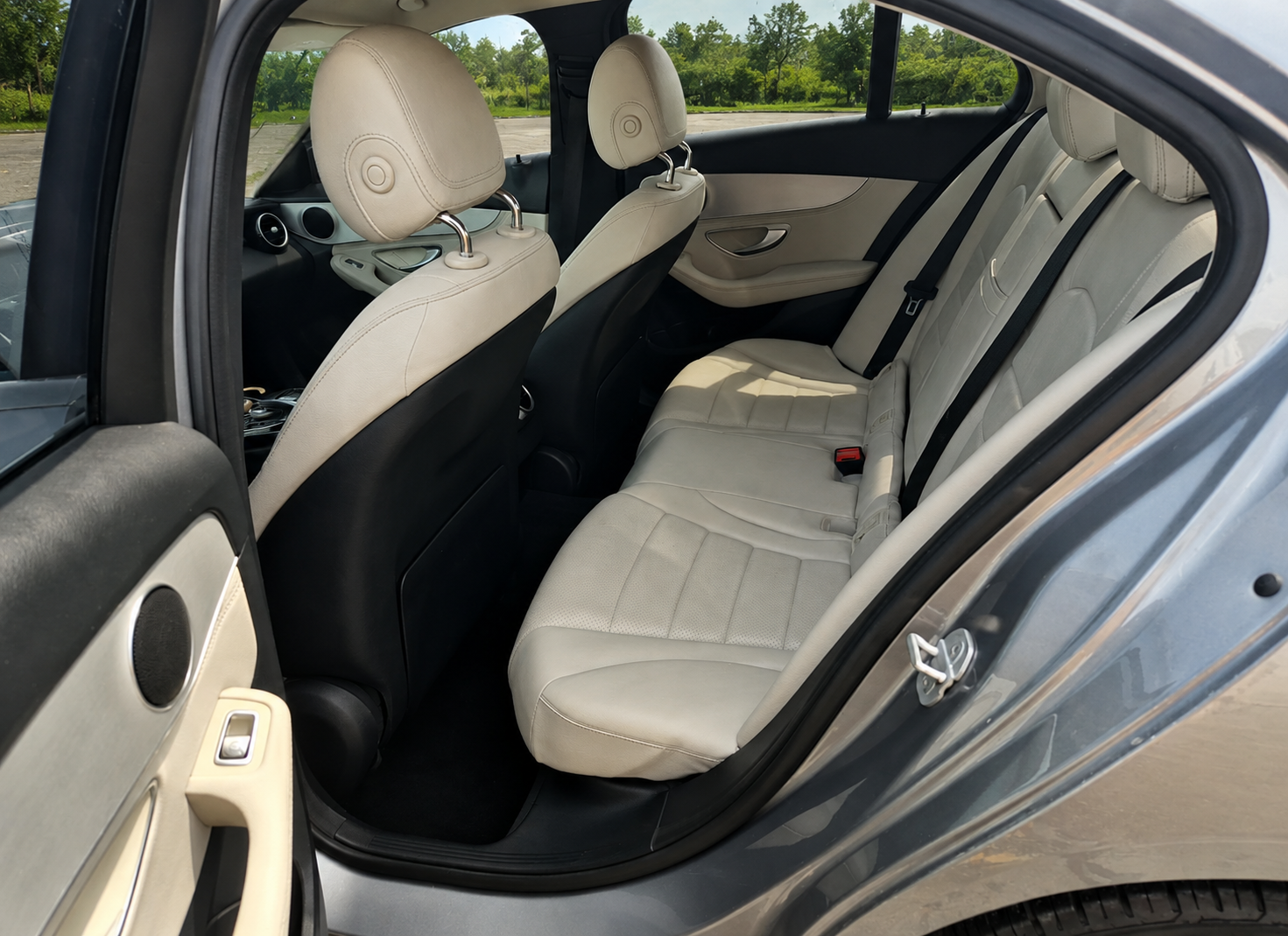 2015 Mercedes-Benz C 300 photo 7