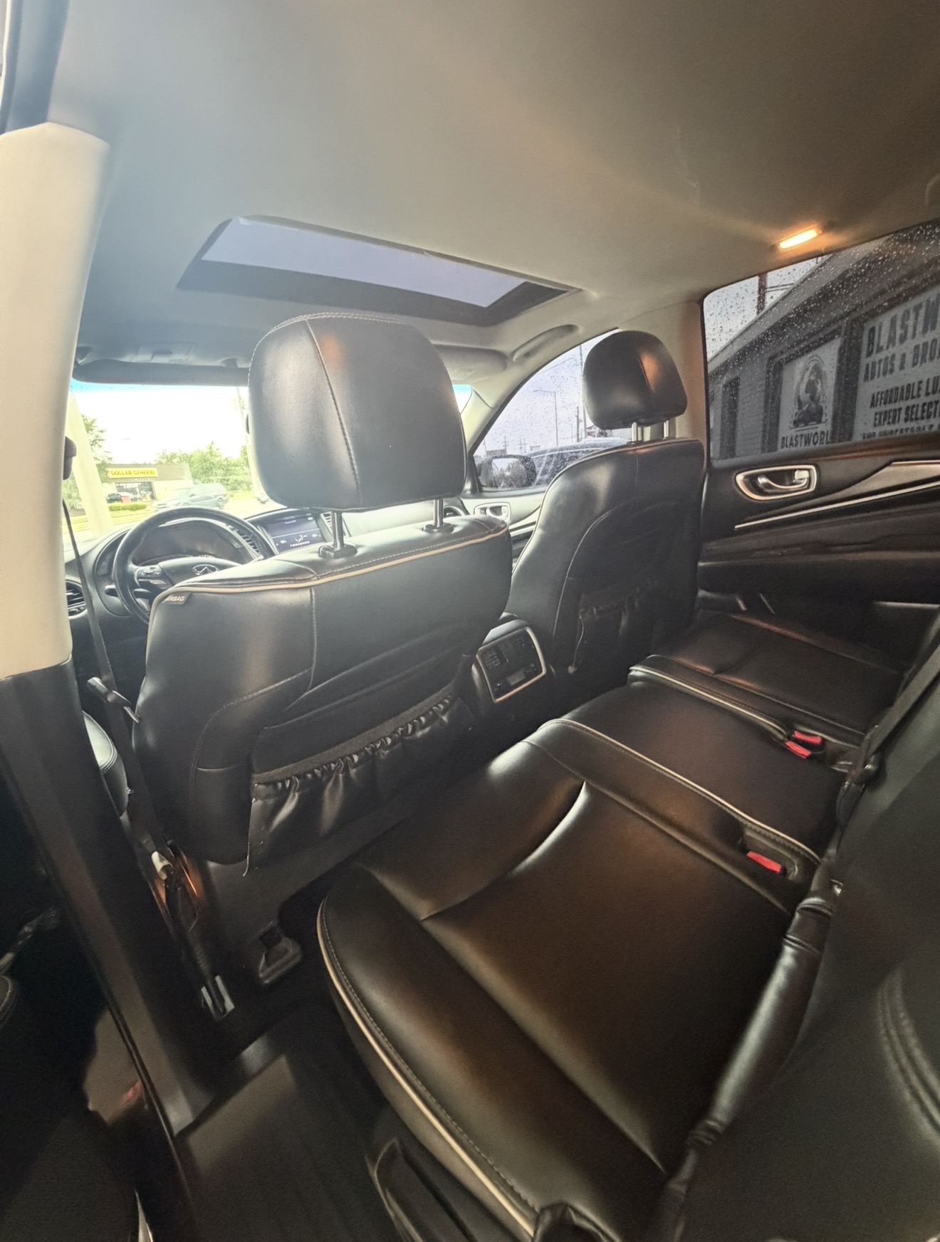 2019 INFINITI QX60 photo 4